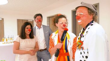 Die Clowndoktoren in der Limburger Klinik für Kinder- und Jugendmedizin